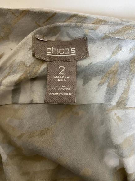 Chico's Women’s 2 Pocket Epaulet Button Down Short Sleeve Shirt Size 2 Large - Picture 7 of 8